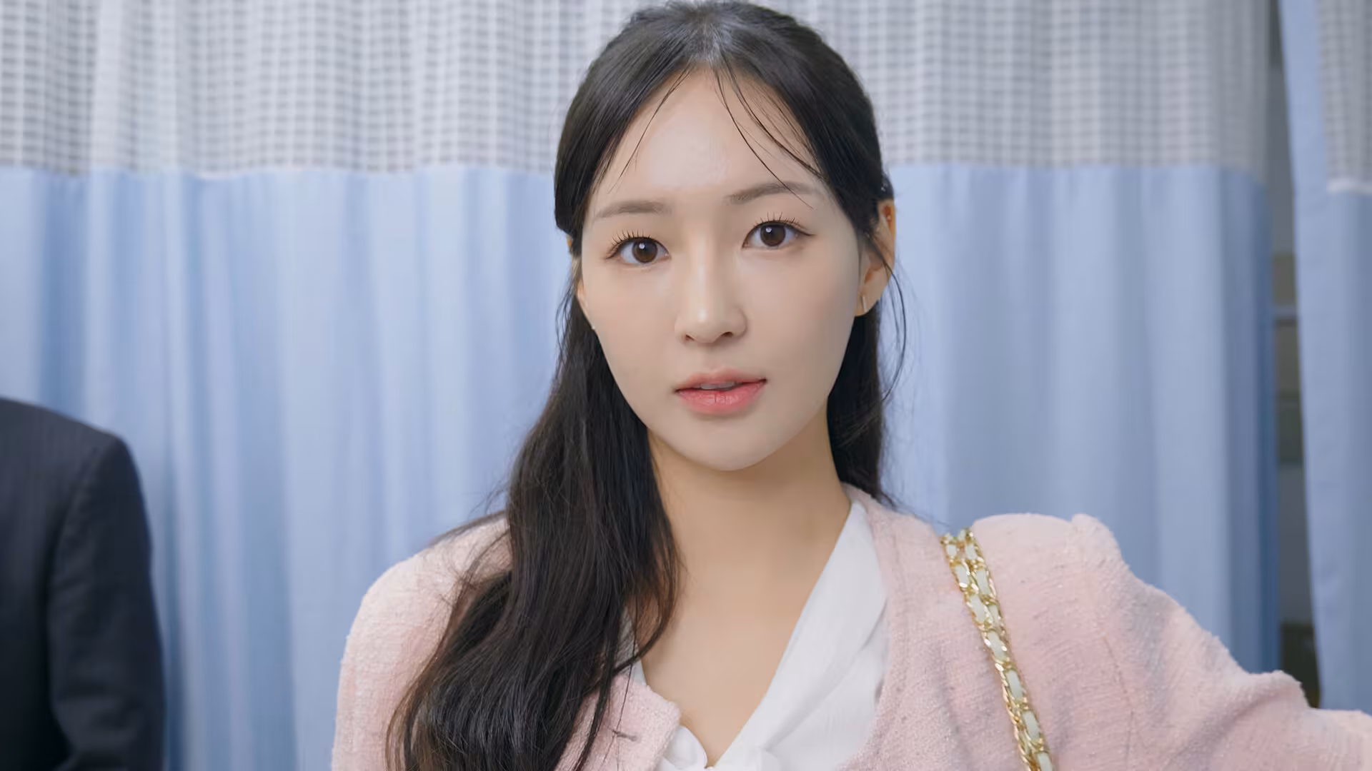 Five Hearts Under One Roof season2 - five-hearts-under-one-roof-season2_5.avif