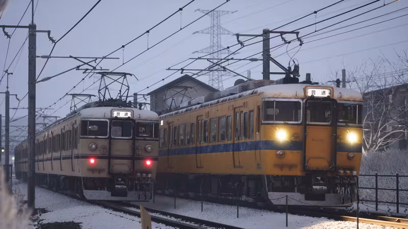 RUNNING TRAIN | 走ル列車！ - running-train_3.avif