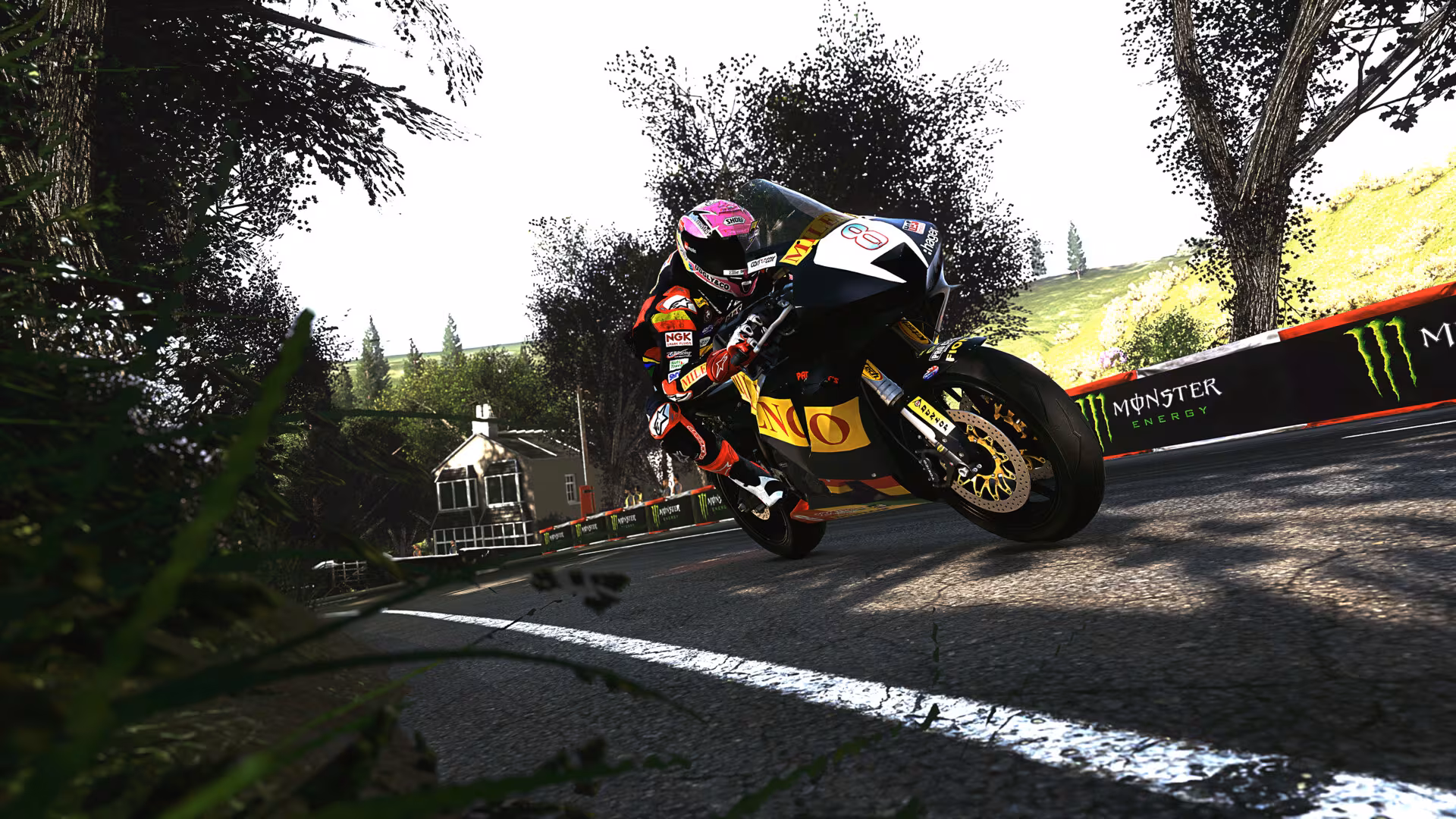 TT Isle Of Man: Ride on the Edge 3 - tt-isle-of-man-ride-on-the-edge-3_6.avif